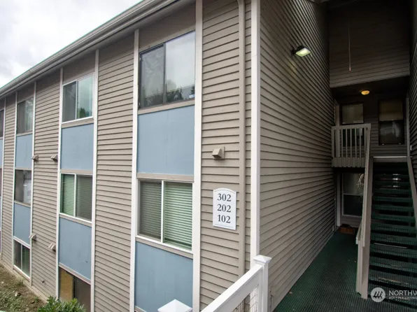 31507 106th Place SE #S302, Auburn, WA 98092