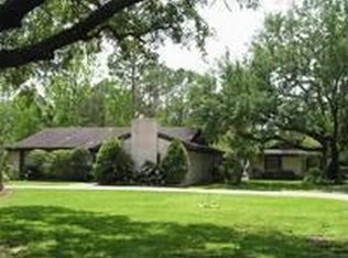 1202 Greenbriar Ave, Friendswood, TX 77546