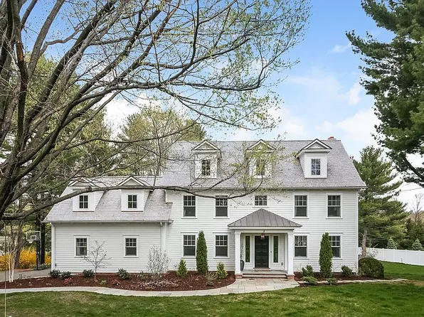 8 Tommys Ln, New Canaan, CT 06840