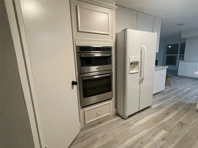 3014 Edgewood Dr — Photo 7