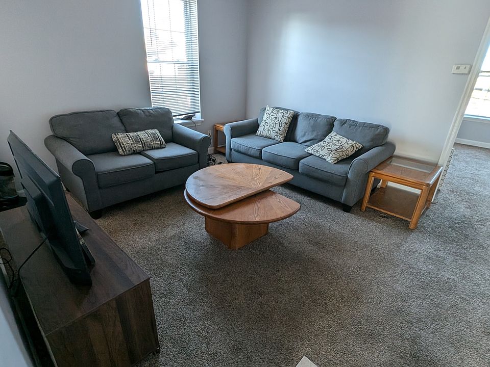 2nd image of 35 E Baltimore St #16636423