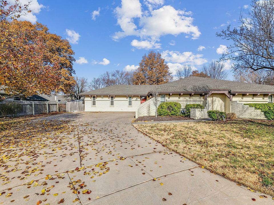 1st image of 528 N Broadmoor Ct