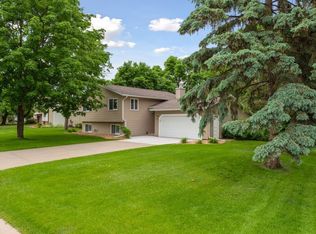 10010 Saratoga Way, Osseo, MN 55369
