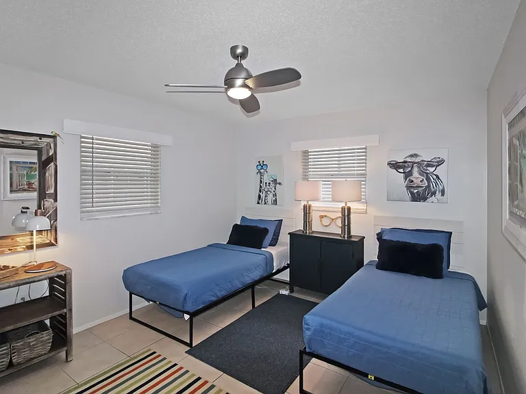 242 Capri Ave — Photo 17