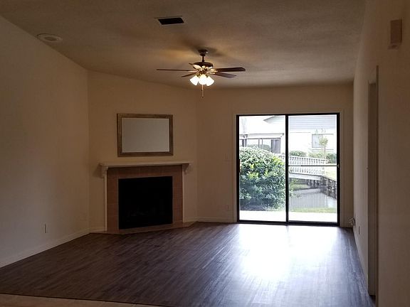 4th image of 7701 BAYMEADOWS Circle W #1062