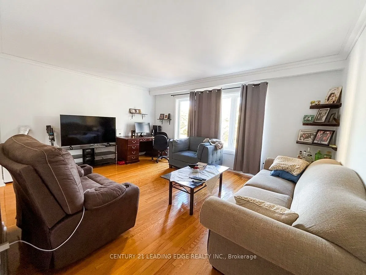 3 bed, $2,850 — Photo 3
