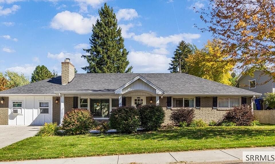 1st image of 115 Elm Ave