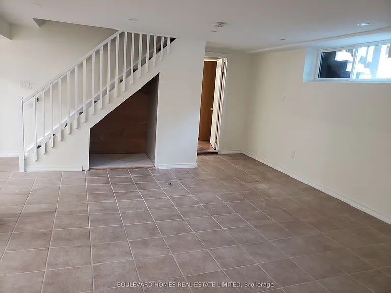 4 Appletree Ct — Photo 6