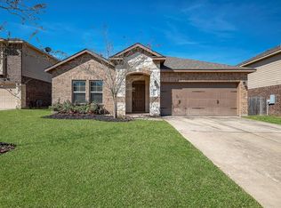 170 Meadow Grove Dr, Conroe, TX 77384