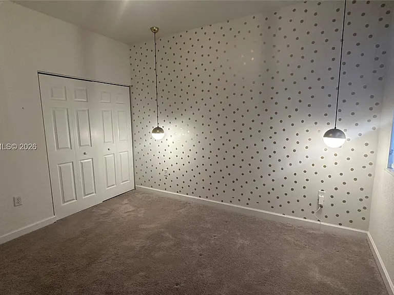 3423 W 110th St — Photo 24