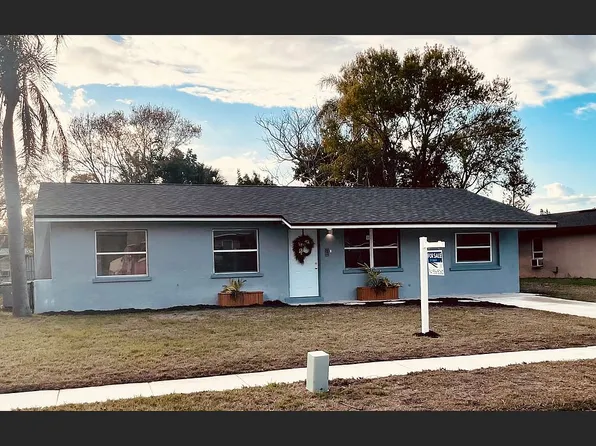 3215 Bunche St, Sarasota, FL 34234
