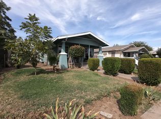 1043 E Elizabeth Way, Dinuba, CA 93618