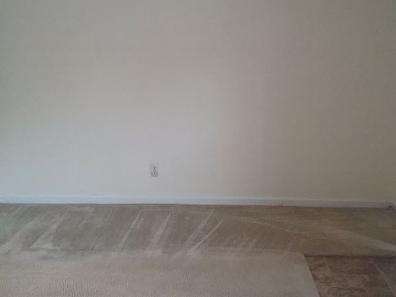 5th image of 3018 Conviser Dr