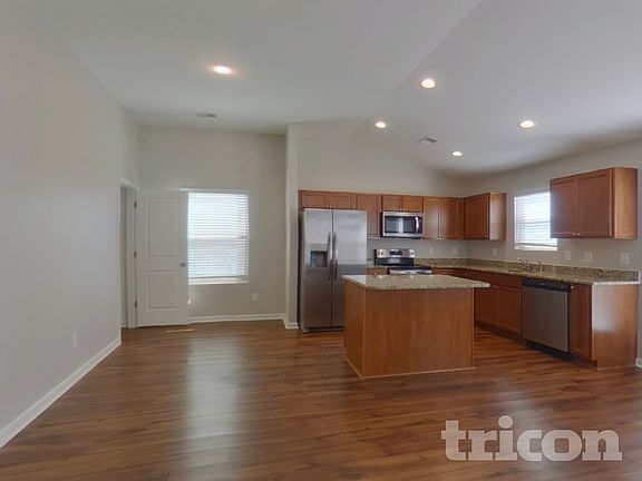 4th image of 711 Tallaran Rd