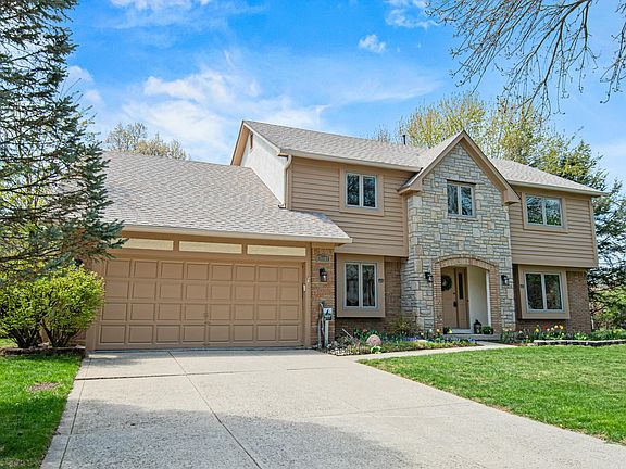 3rd image of 7101 Wendy Trail Ln