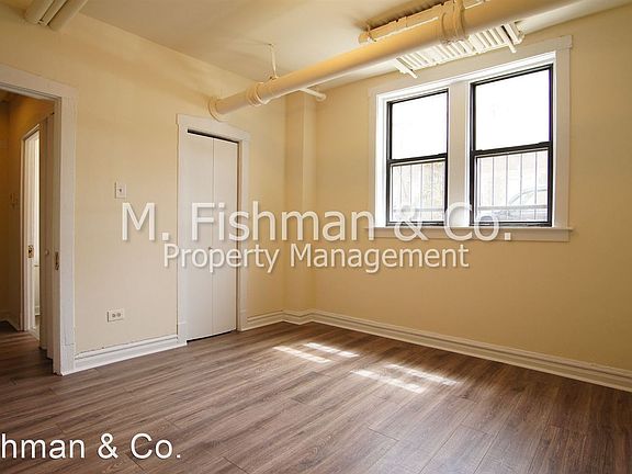 5th image of 1532 N Kedzie Ave