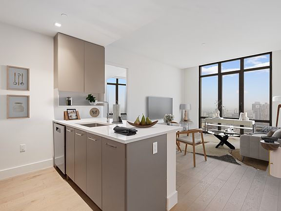3rd image of 92-27 160th St #808