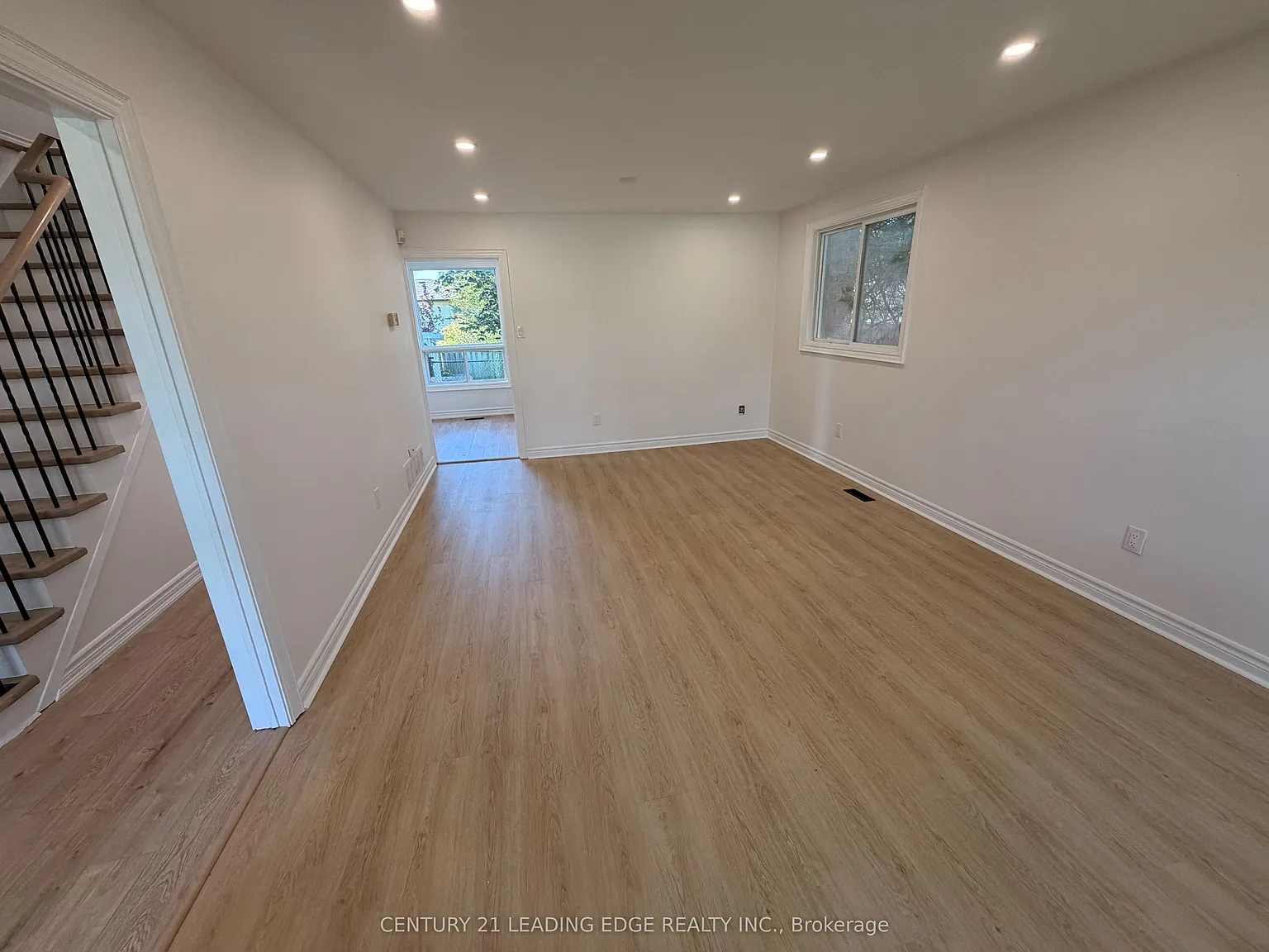 3 bed, $3,300 — Photo 3