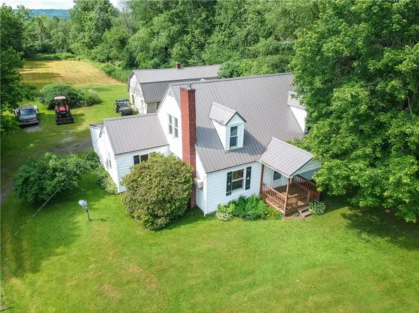 5684 Sandy Lake Polk Rd, Sandy Lake, PA 16145
