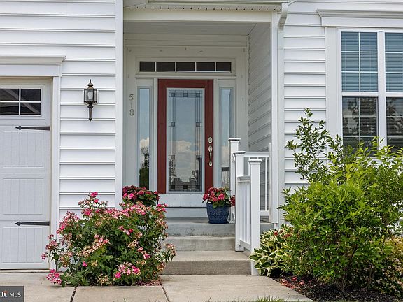4th image of 518 Sweetspire Ct