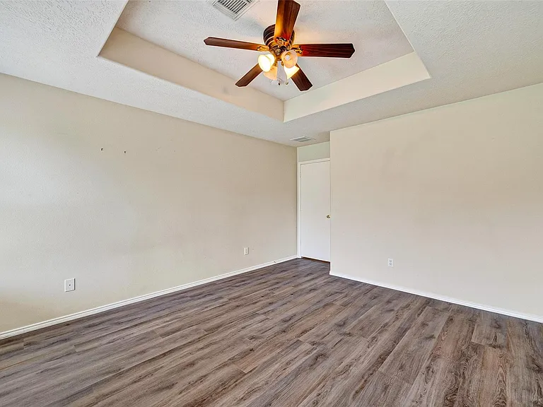 19119 Yaupon Ranch Dr — Photo 42