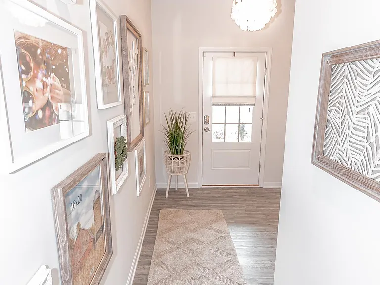144 Madison Bnd — Photo 4