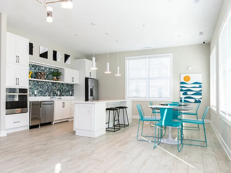 2903 Despain Dr — Photo 1