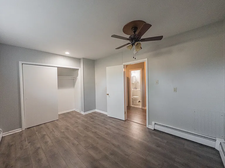 1 Bedroom Apartment - School House 1 Bedroom Apartment - School House
