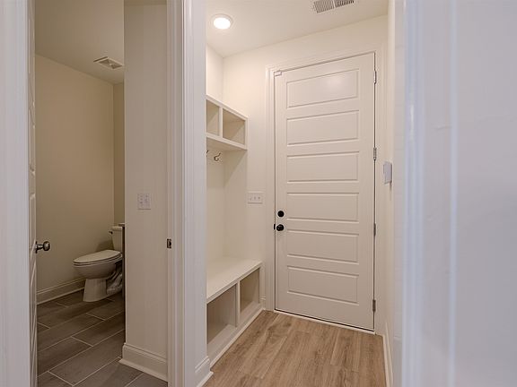 3rd image of 265 Freedom Ln