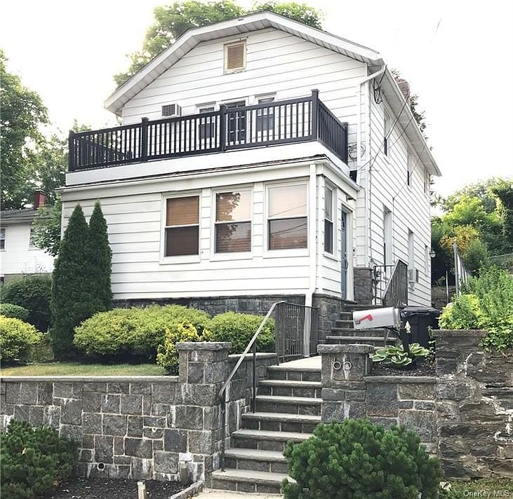 1st image of 66 Wallace St #2