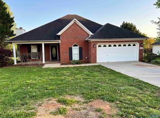 286 Steakley Rd, New Market, AL 35761
