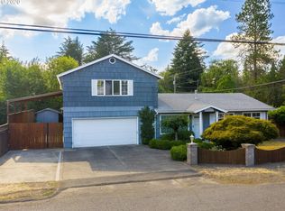 6715 SW 55th Ave, Portland, OR 97219