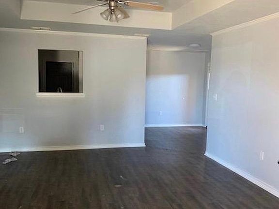 3rd image of 6102 79th St Unit A
