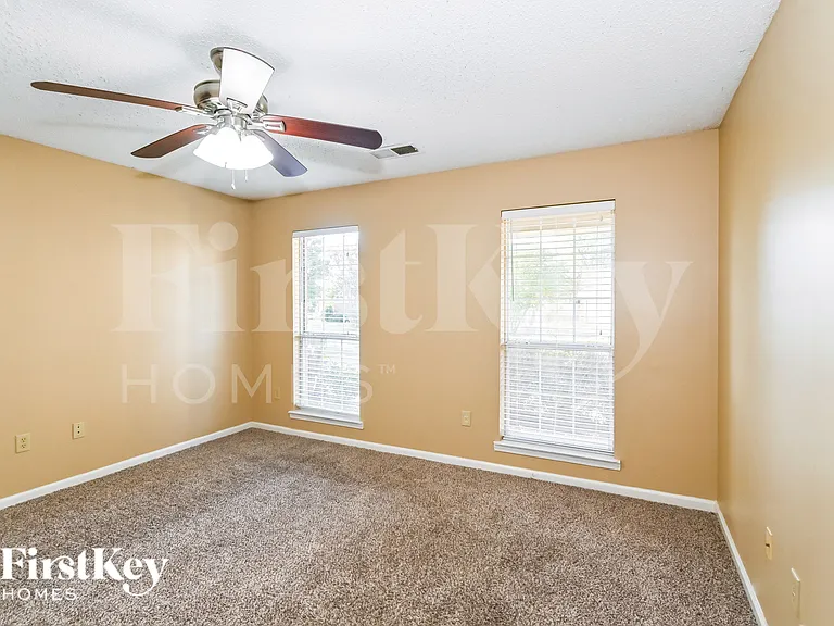 7382 Wendy Way — Photo 8