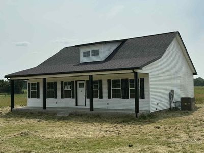 819 Law Rd, Lafayette, TN, 37083