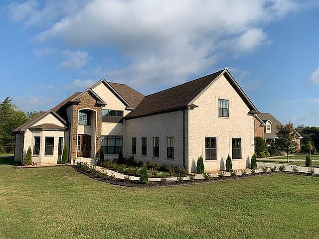 1st image of 2212 Sagewood Ct