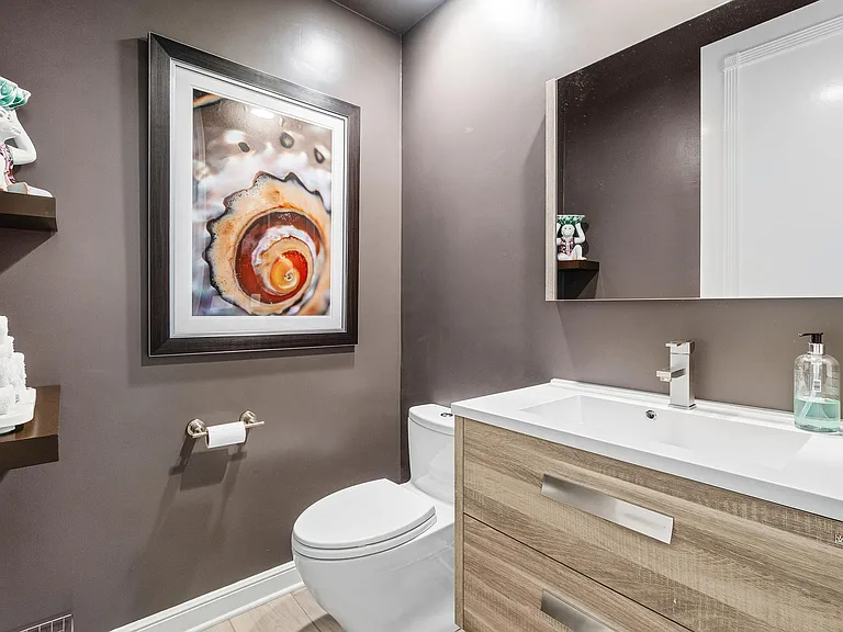 6213 NW 21st Ct — Photo 36
