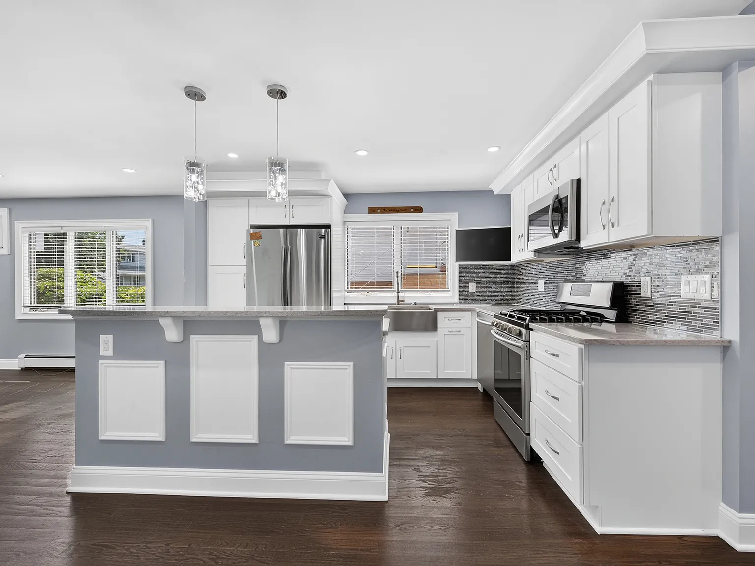 2 bed, $2,650 — Photo 4