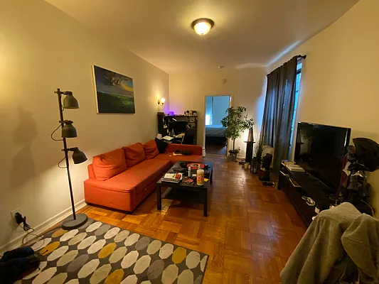 Rented by Mdays Realty | media 10