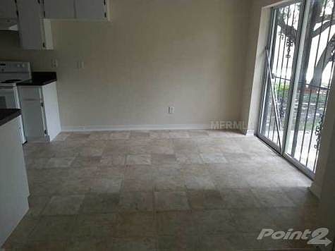 4th image of 323 131st Ave
