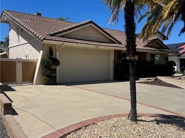 21903 Strawberry Ln, Quail Valley, CA 92587