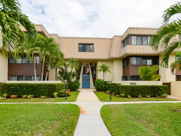1800 SE Saint Lucie Boulevard #9-305, Stuart, FL 34996