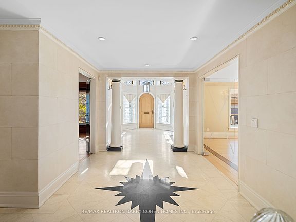 5th image of 80 Bayview Rdg