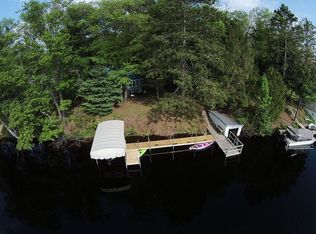 N7237 Shaffer Rd, Crivitz, WI 54114