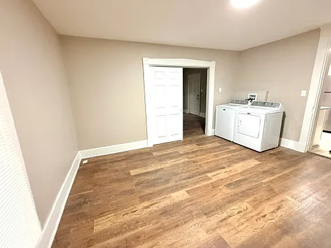 121 N Broadway St #1 — Photo 8
