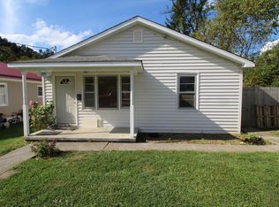 199 Circle Ln, White Sulphur Springs, WV 24986