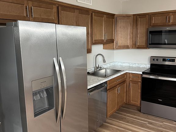 5th image of 17255 State Hwy N #2
