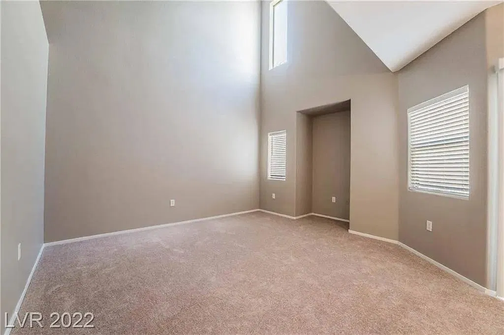 3 bed, 1491 sqft, $1,950 — Photo 2