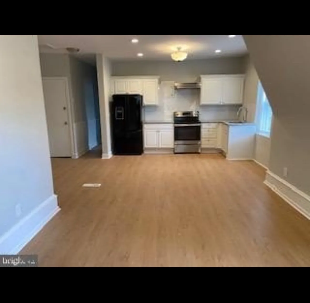 5314 Wayne Ave — Photo 2