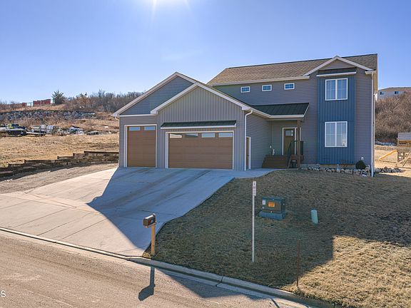 2nd image of 3001 Jude Ln NW